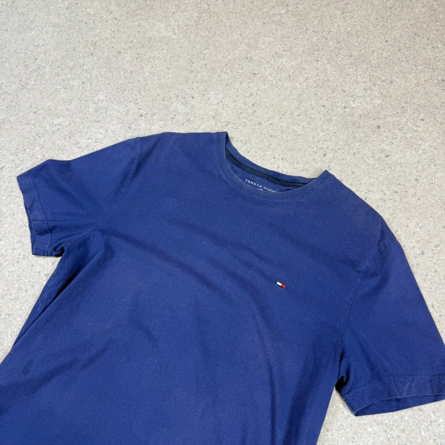 Tommy Hilfiger T Shirt Large Navy Blue