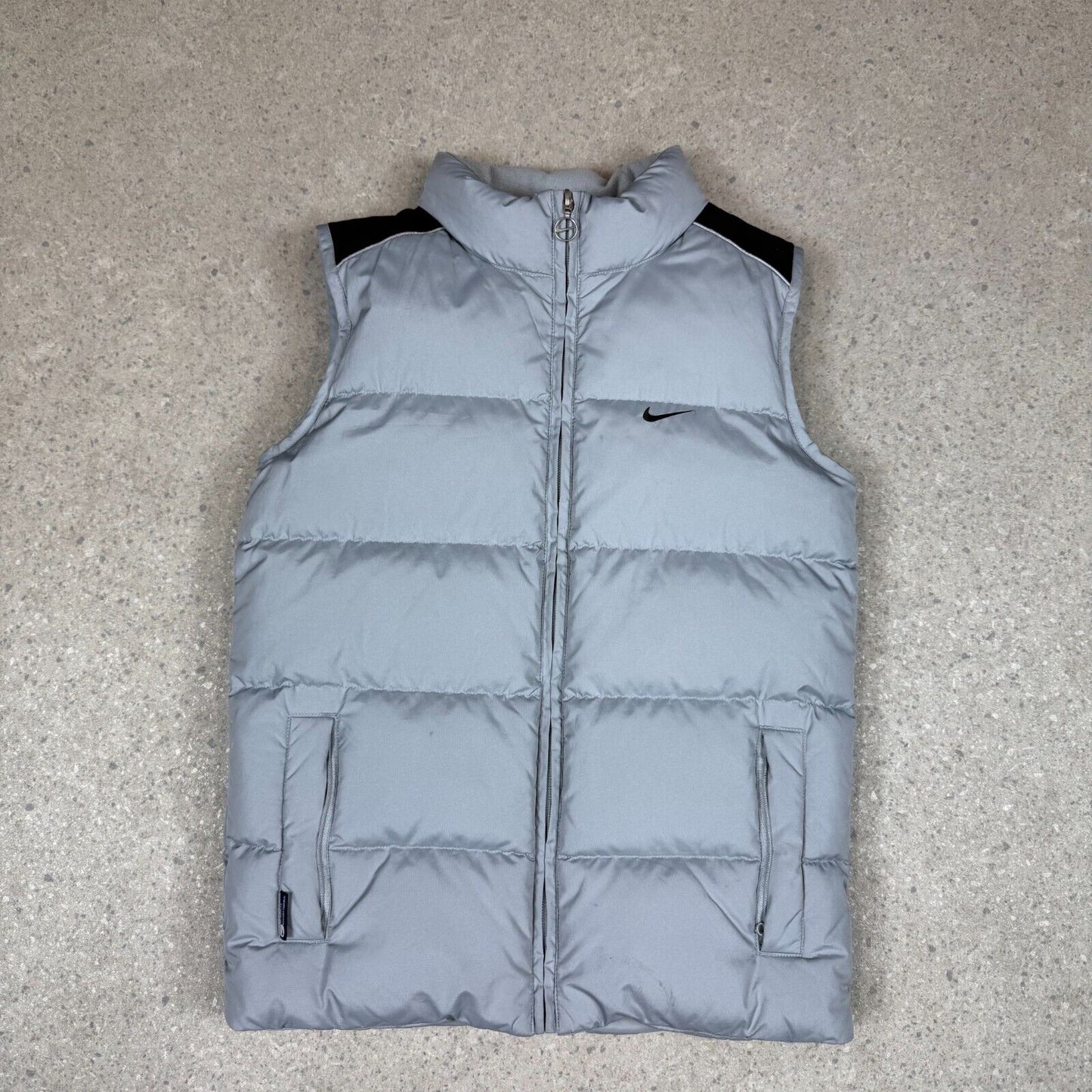 Nike Puffer Gillet Small Silver Black Y2K Embroidered Swoosh Zip Up