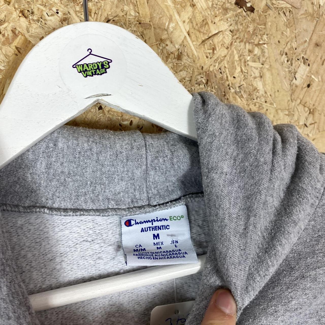 Champion hoodie medium