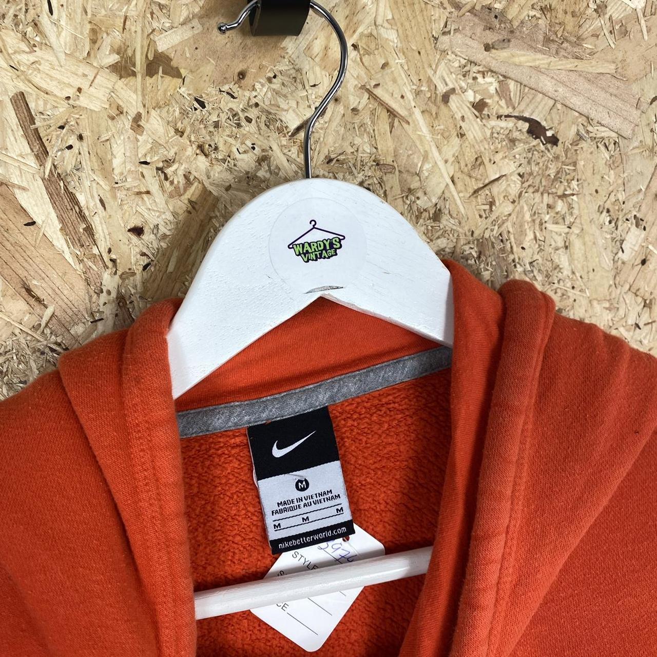Nike centre swoosh medium