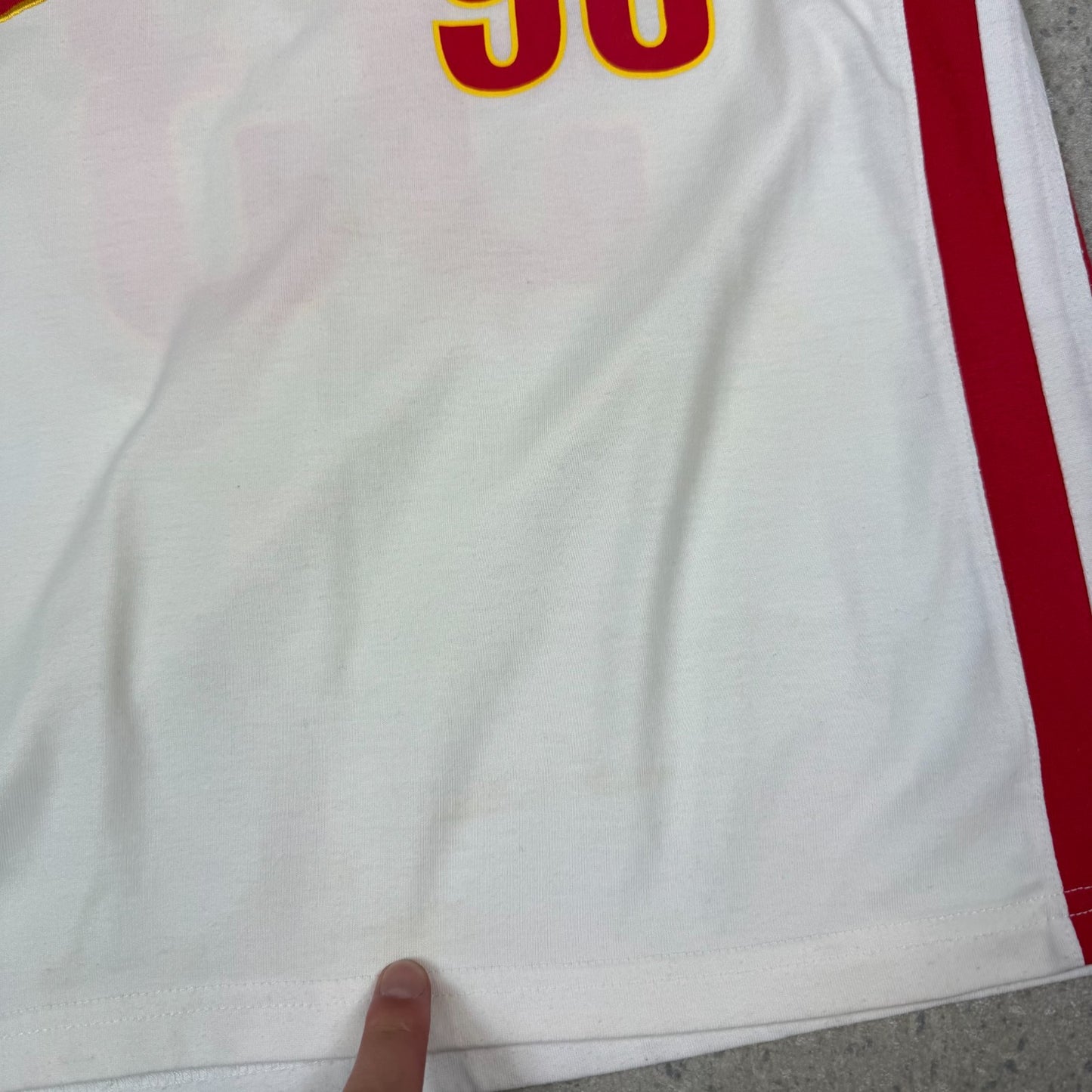 Cleveland Cavs 93 NBA Jersey Medium White Red Embroidered Logo