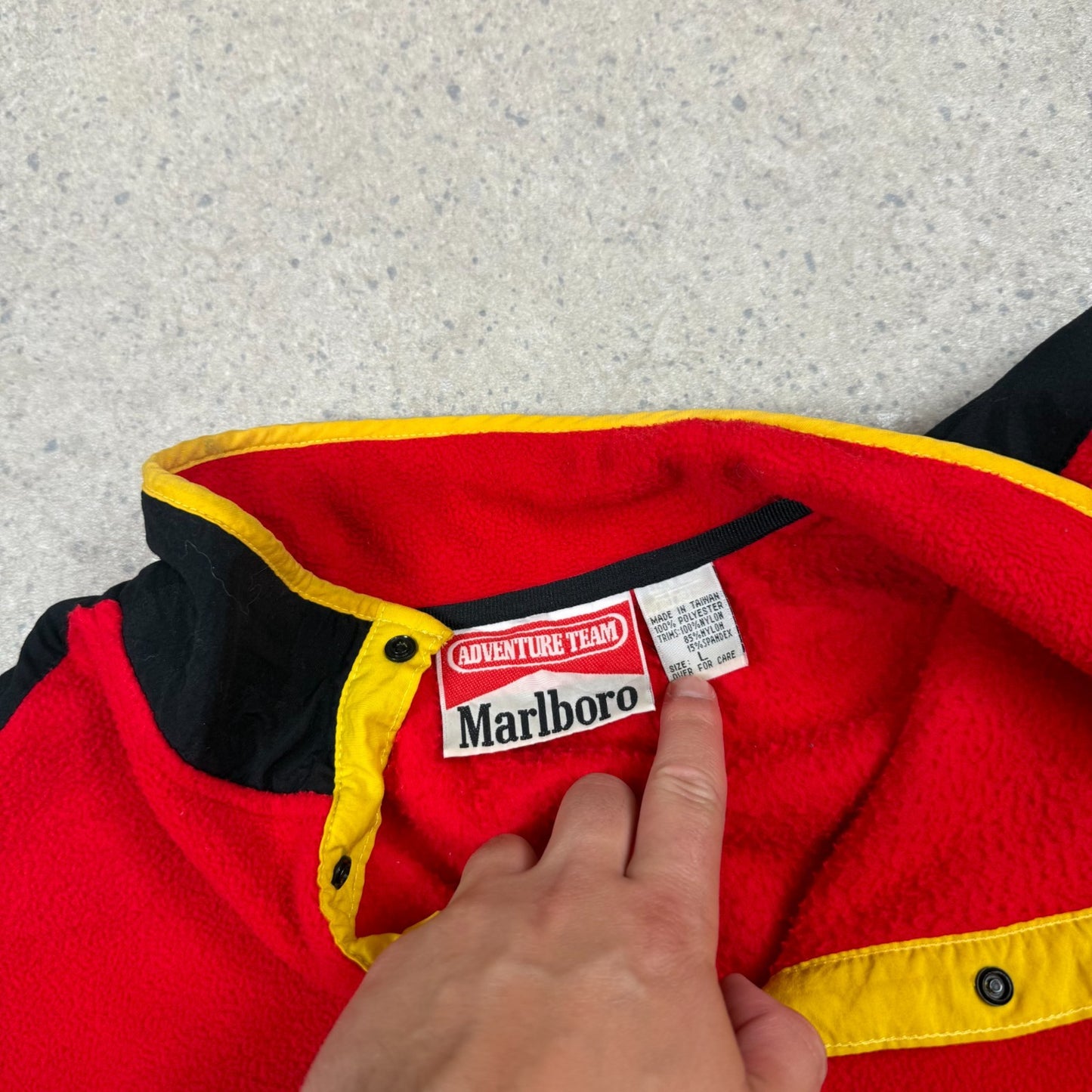 Marlboro Fleece Jacket Large Red 90s Boxy Fit