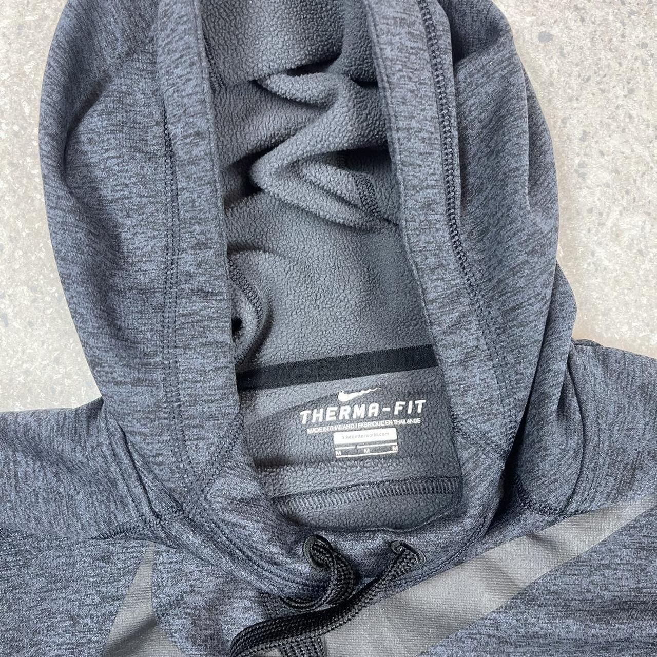 Nike hoodie therma-fit Women’s M
