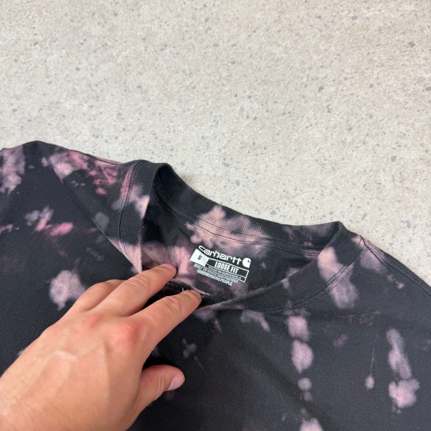 Carhartt T Shirt Small / Medium Tye Die Relaxed Fit Pocket Logo