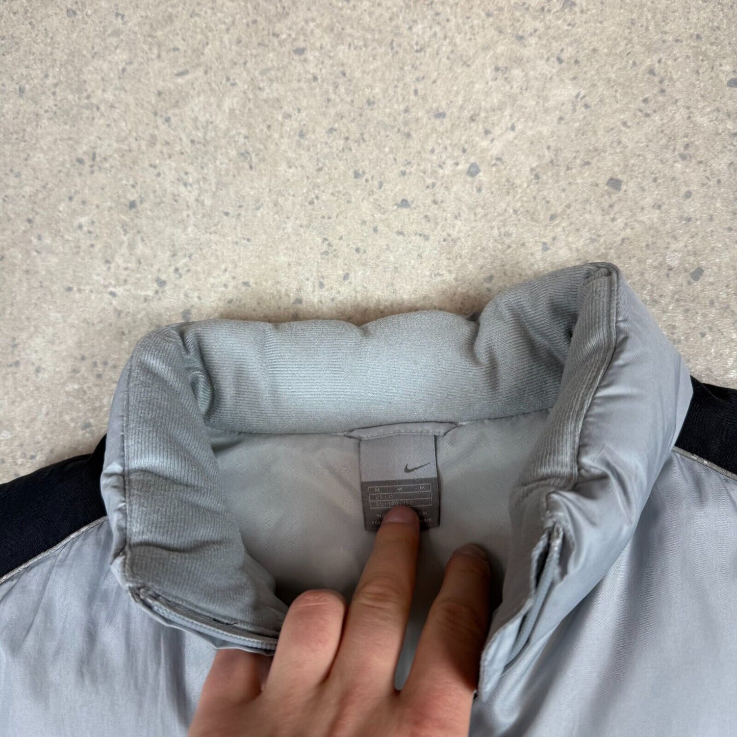 Nike Puffer Gillet Small Silver Black Y2K Embroidered Swoosh Zip Up