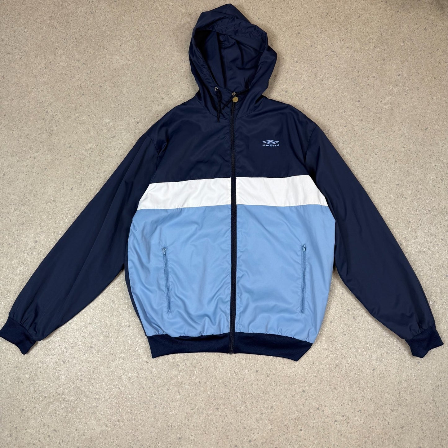 Umbro Windbreaker Jacket Medium Early 2000s Umbro Full zip Hooded