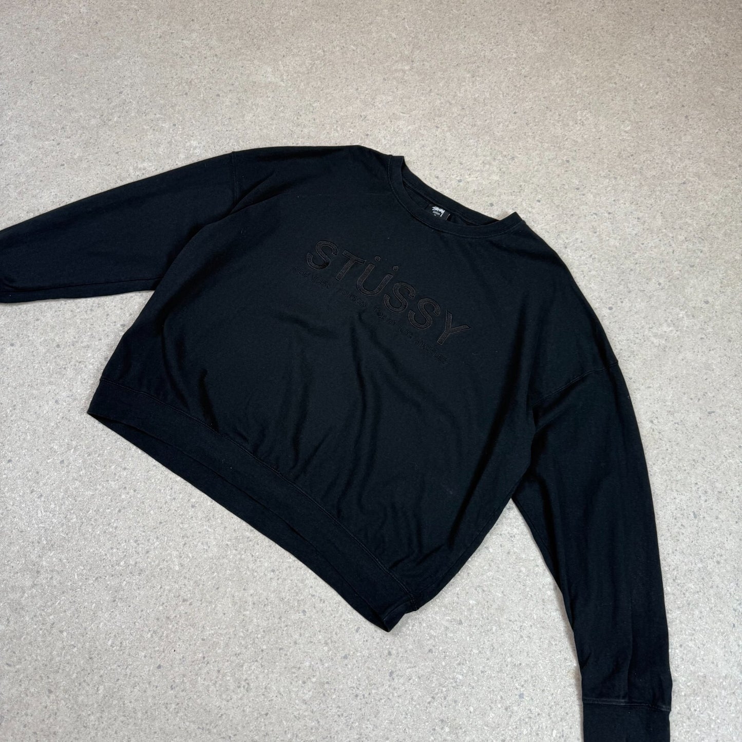 Stussy Australia Sweatshirt Women’s 14 Cropped Style Black Embroidered Logo