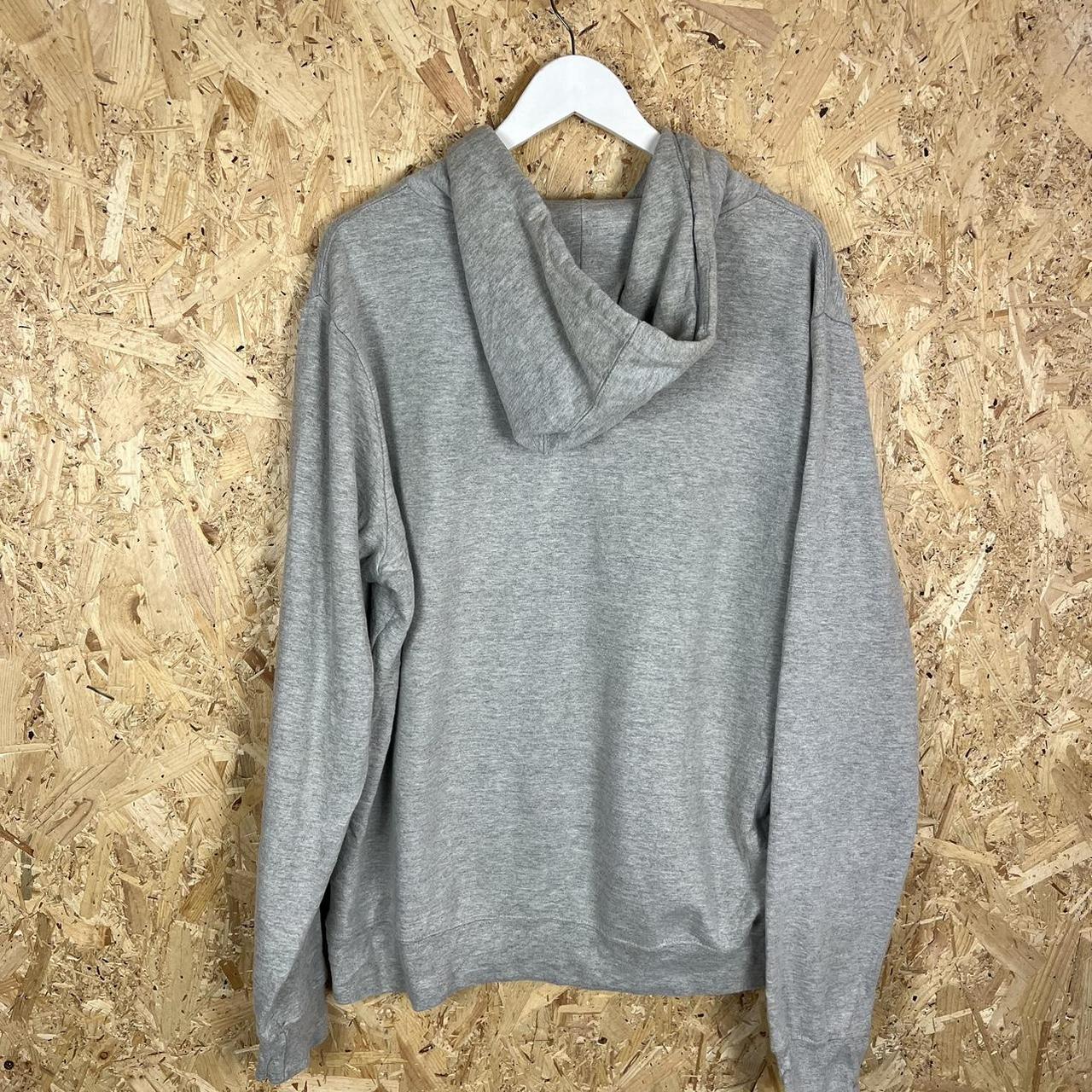 Champion hoodie large