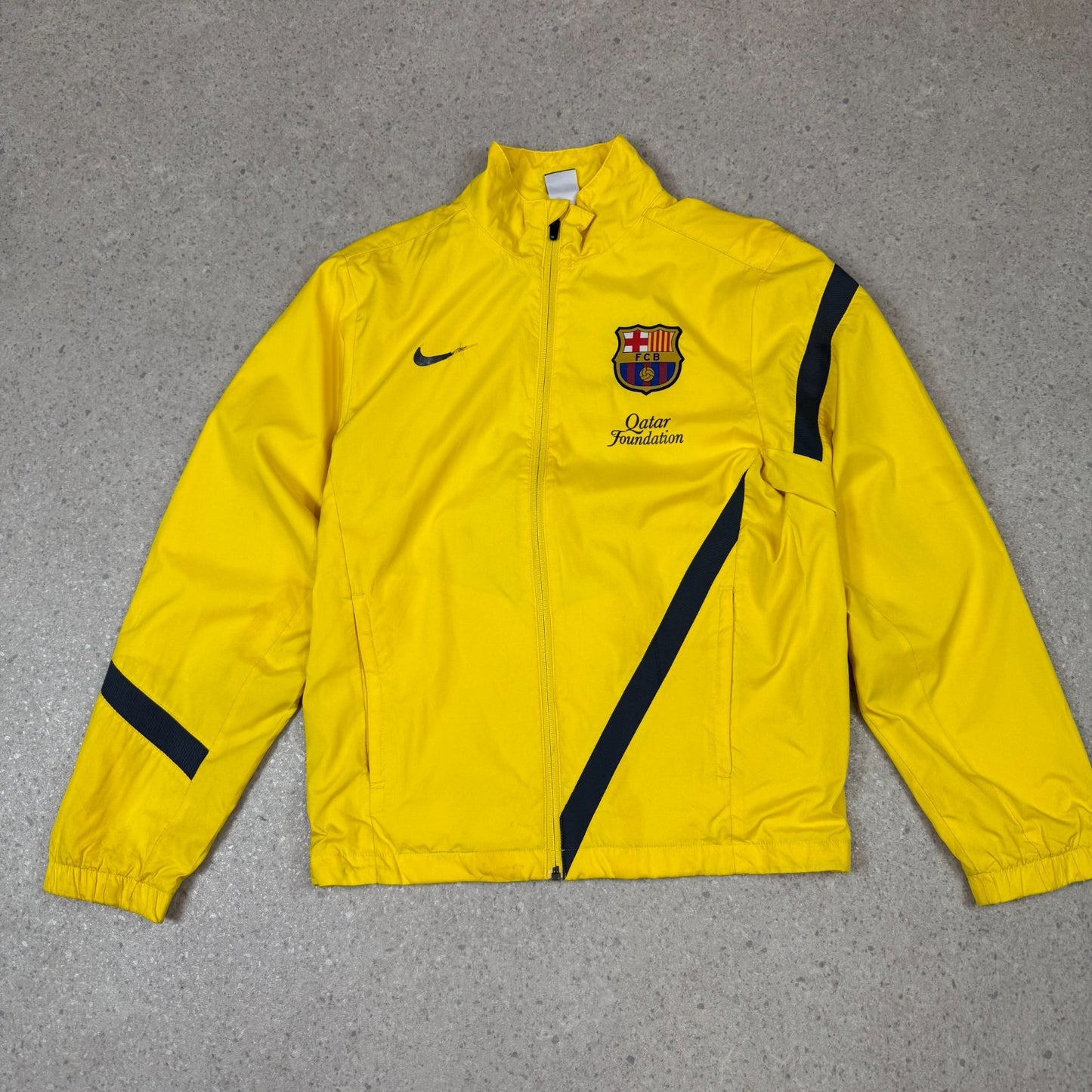 Nike Barcelona Windbreaker Medium Yellow Colourway Y2K Nike