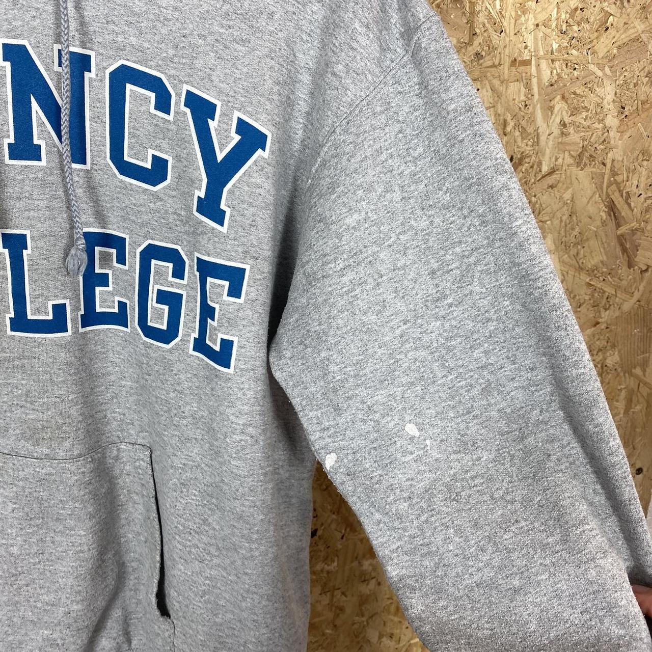 Champion hoodie medium