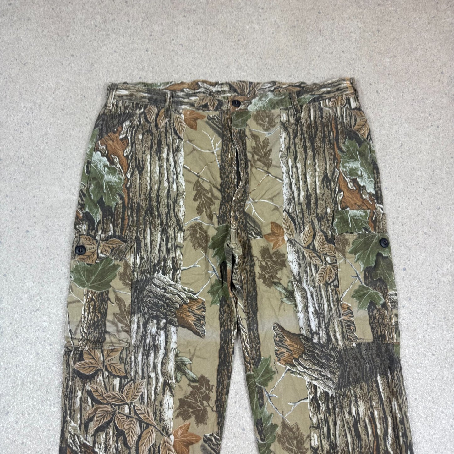 Real Tree Cargos 42x32 Baggy Fit Green Camouflage
