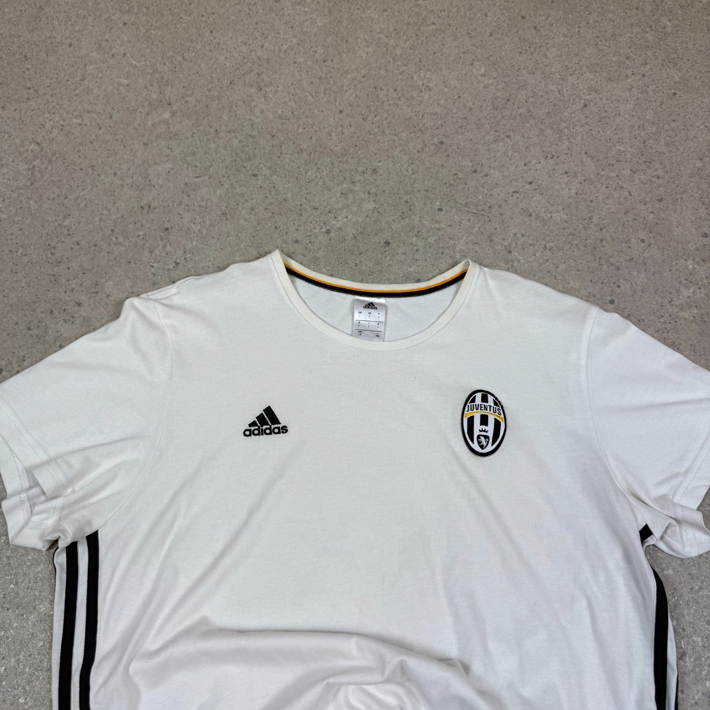 Adidas Juventus T Shirt Large White Black Embroidered Logo Short Sleeve