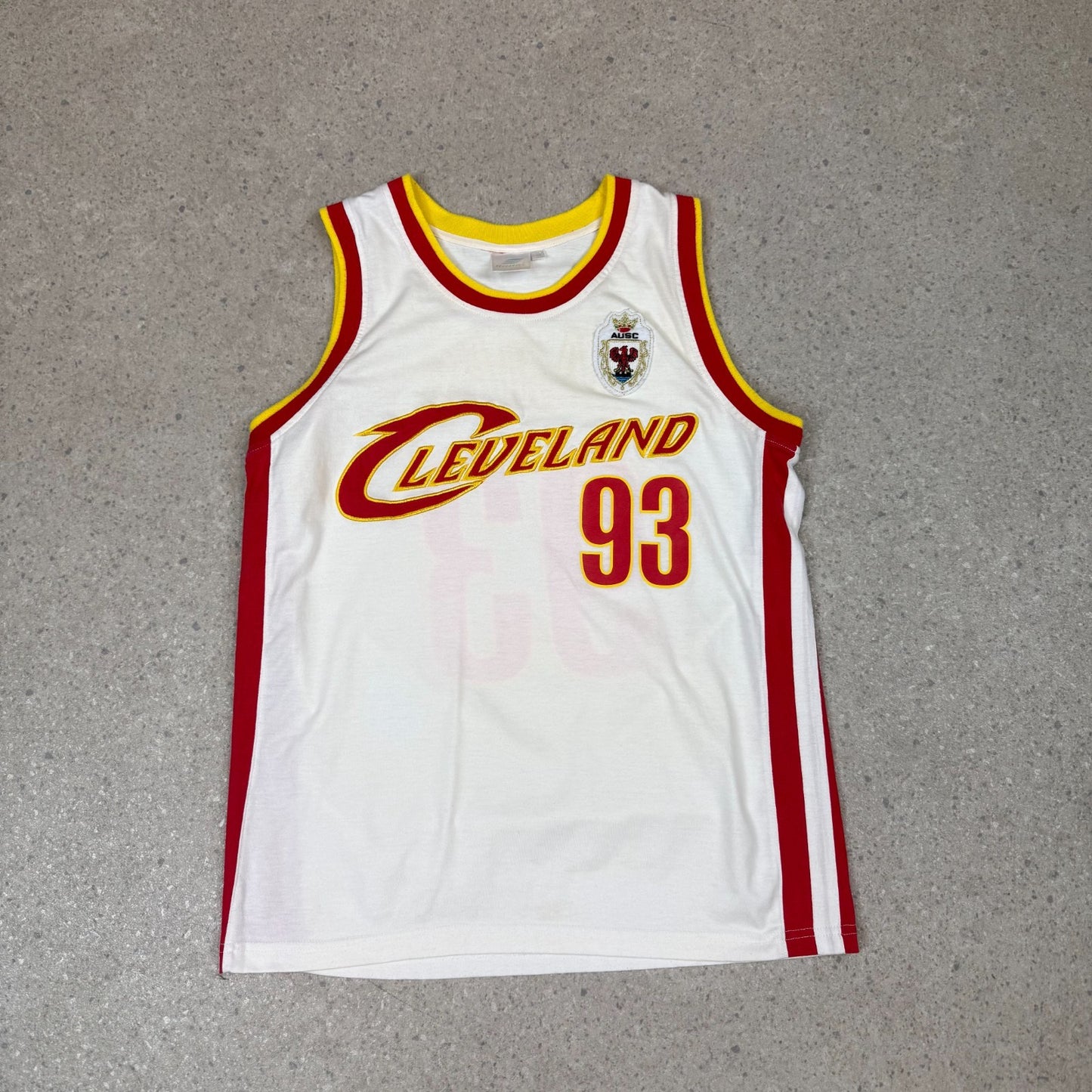 Cleveland Cavs 93 NBA Jersey Medium White Red Embroidered Logo