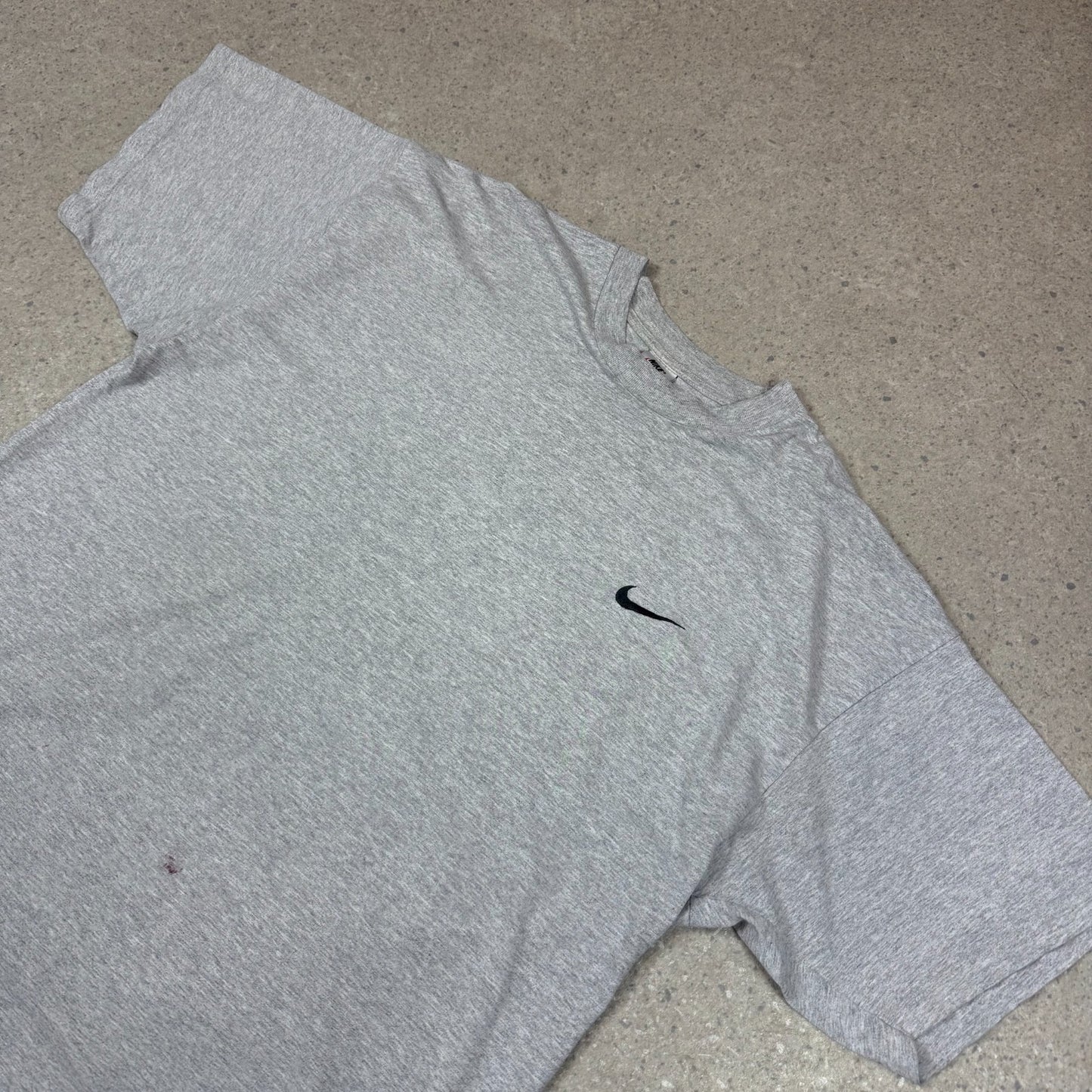 Nike T Shirt XXL 90s Made in UK Grey Colourway Embroidered Swoosh Relaxed Fit