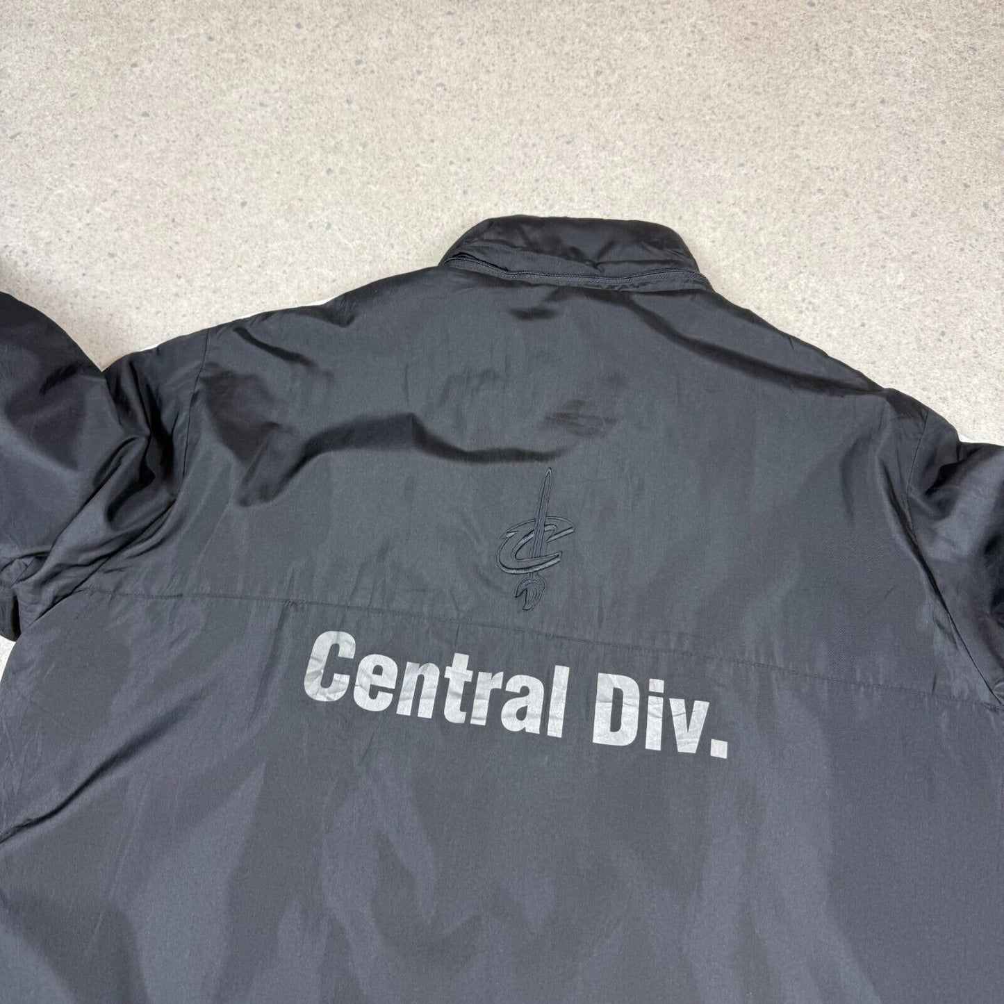 NBA Cleveland Cavaliers Coach Jacket XL