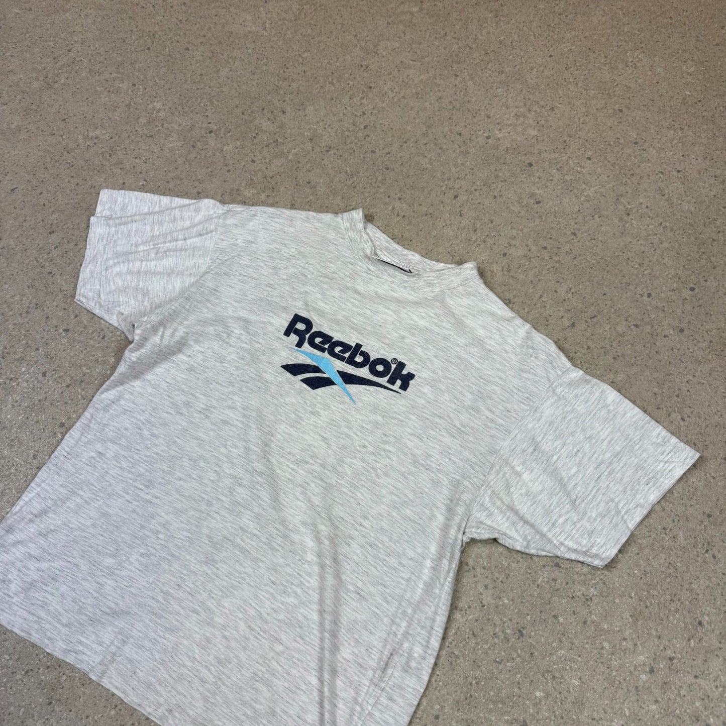 Reebok T Shirt XS Grey Colourway Spellout Y2K