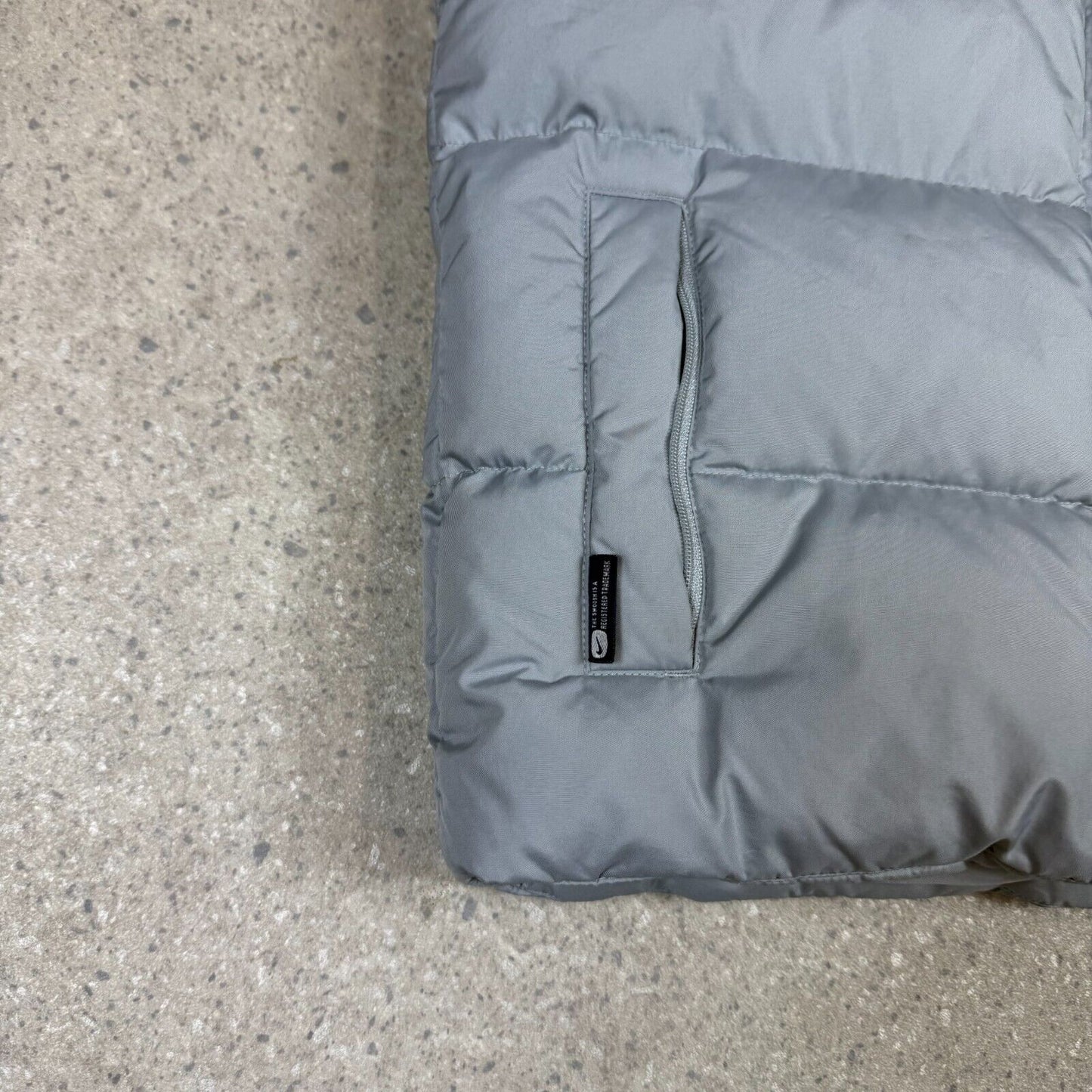 Nike Puffer Gillet Small Silver Black Y2K Embroidered Swoosh Zip Up