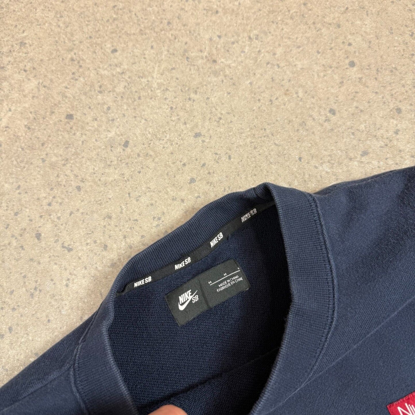 Nike SB Sweatshirt Medium Navy Striped Embroidered Logo