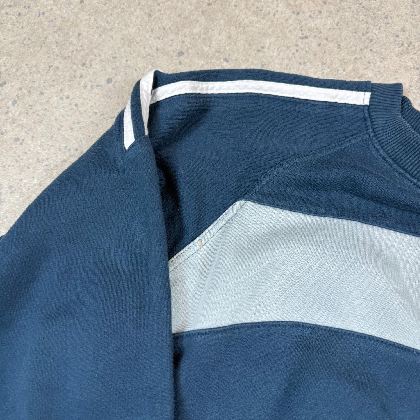 Adidas Sweatshirt XS 90s Adidas Embroidered Logo