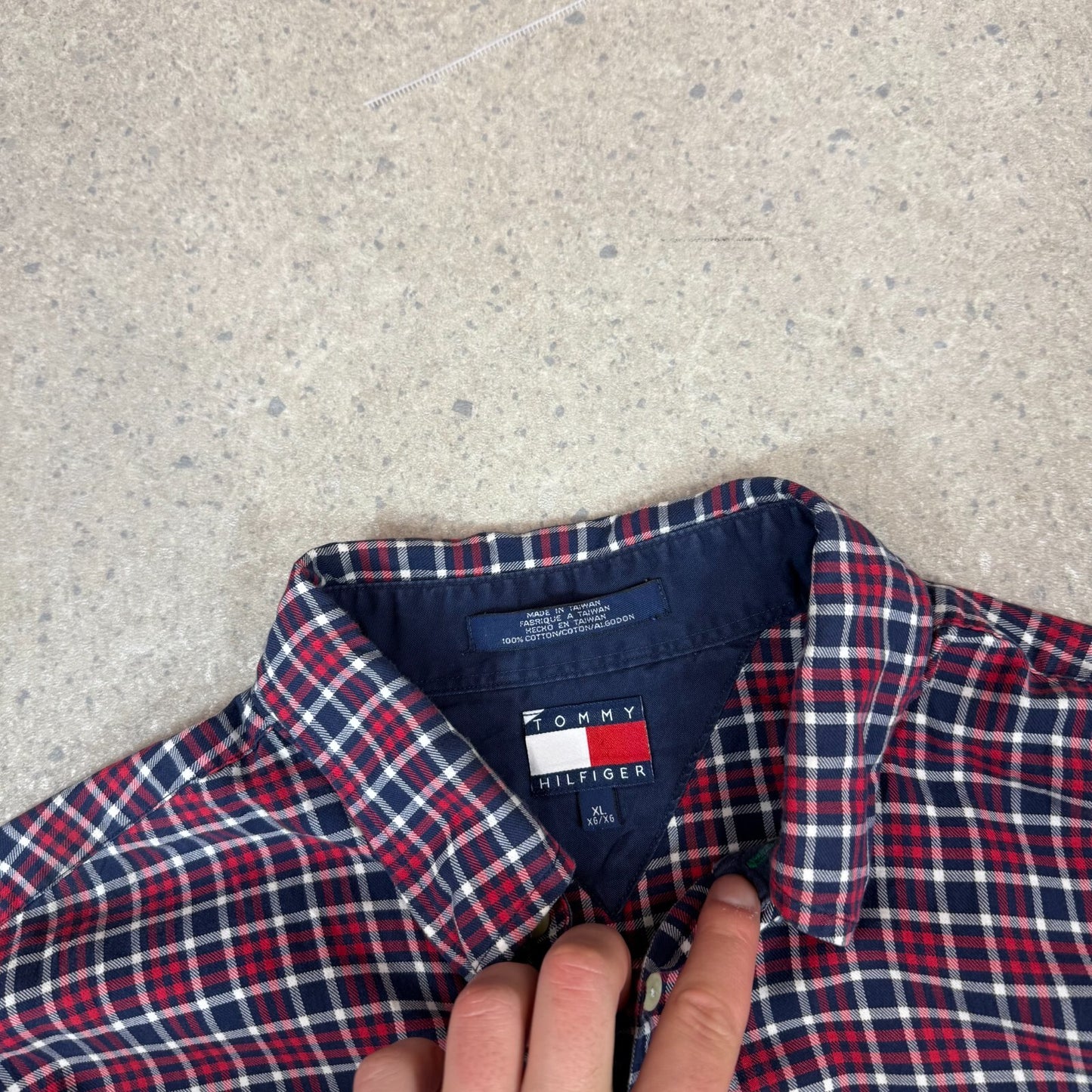 Tommy Hilfiger Button Up Check Shirt XL Embroidered Logo Red Blue Long Sleeve