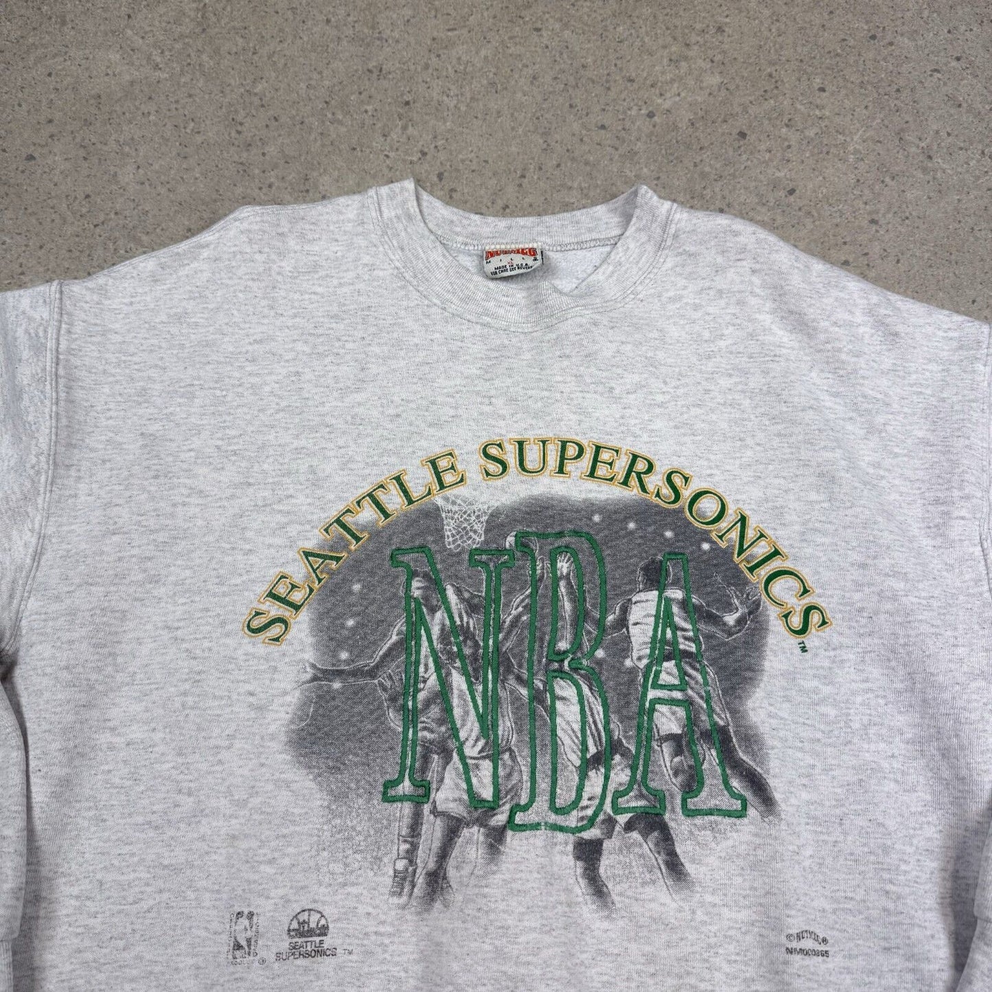 Vintage 90s Seattle Supersonics NBA Sweater Large Gray