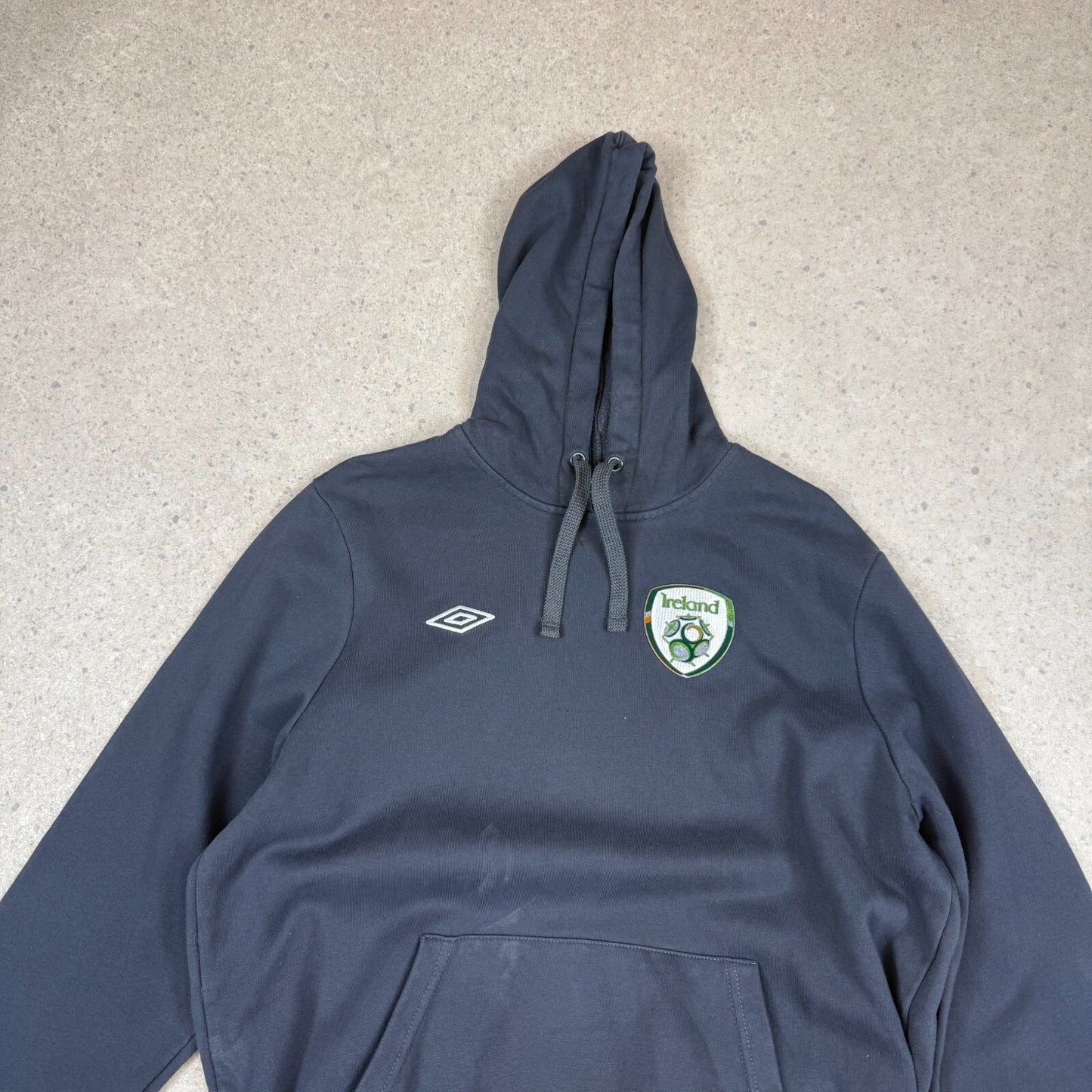Umbro Ireland Football Hoodie Small Navy Colourway Embroidered Logos