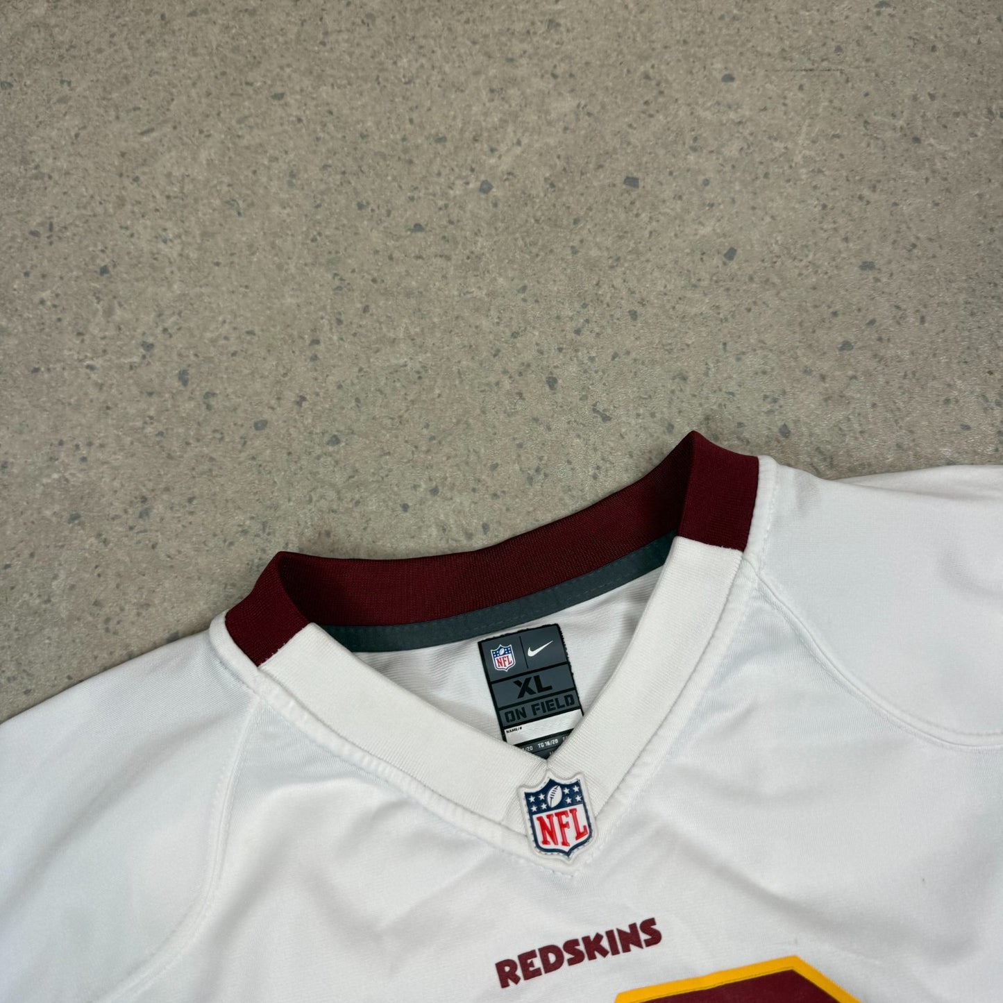 Washington Redskins Jersey L / XL White Red Nike NFL