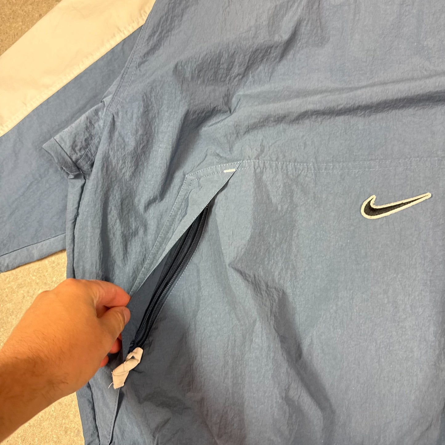 Nike Windbreaker Large Navy White Pullover 90s V Neck Zipped Pockets
