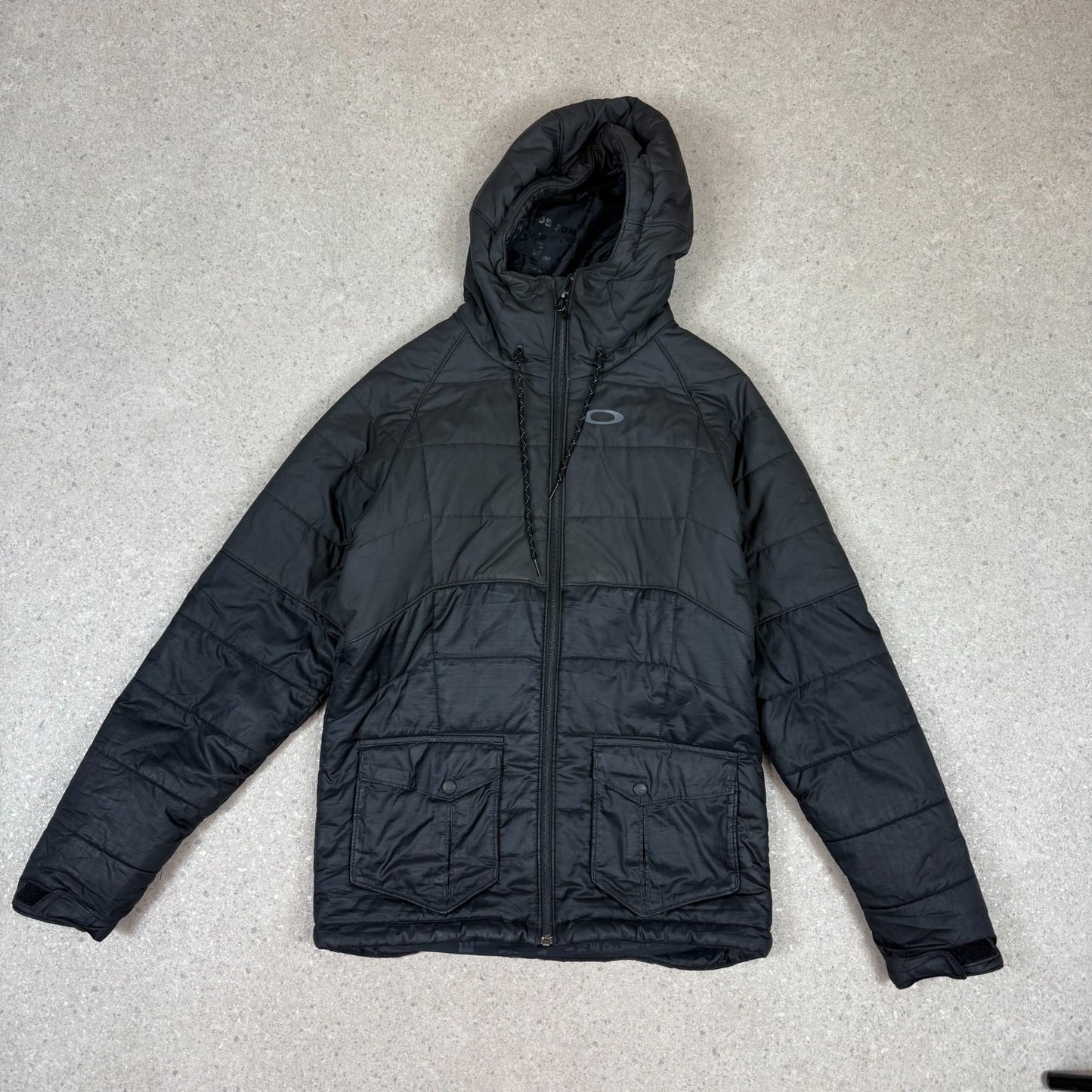 Oakley Puffer Jacket S / M Black Colourway Hooded Full Zip
