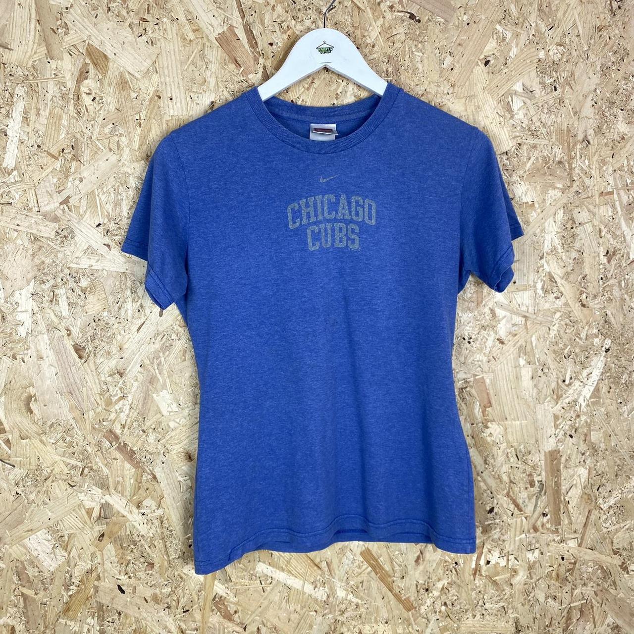 Nike centre swoosh Chicago cubs t shirt M