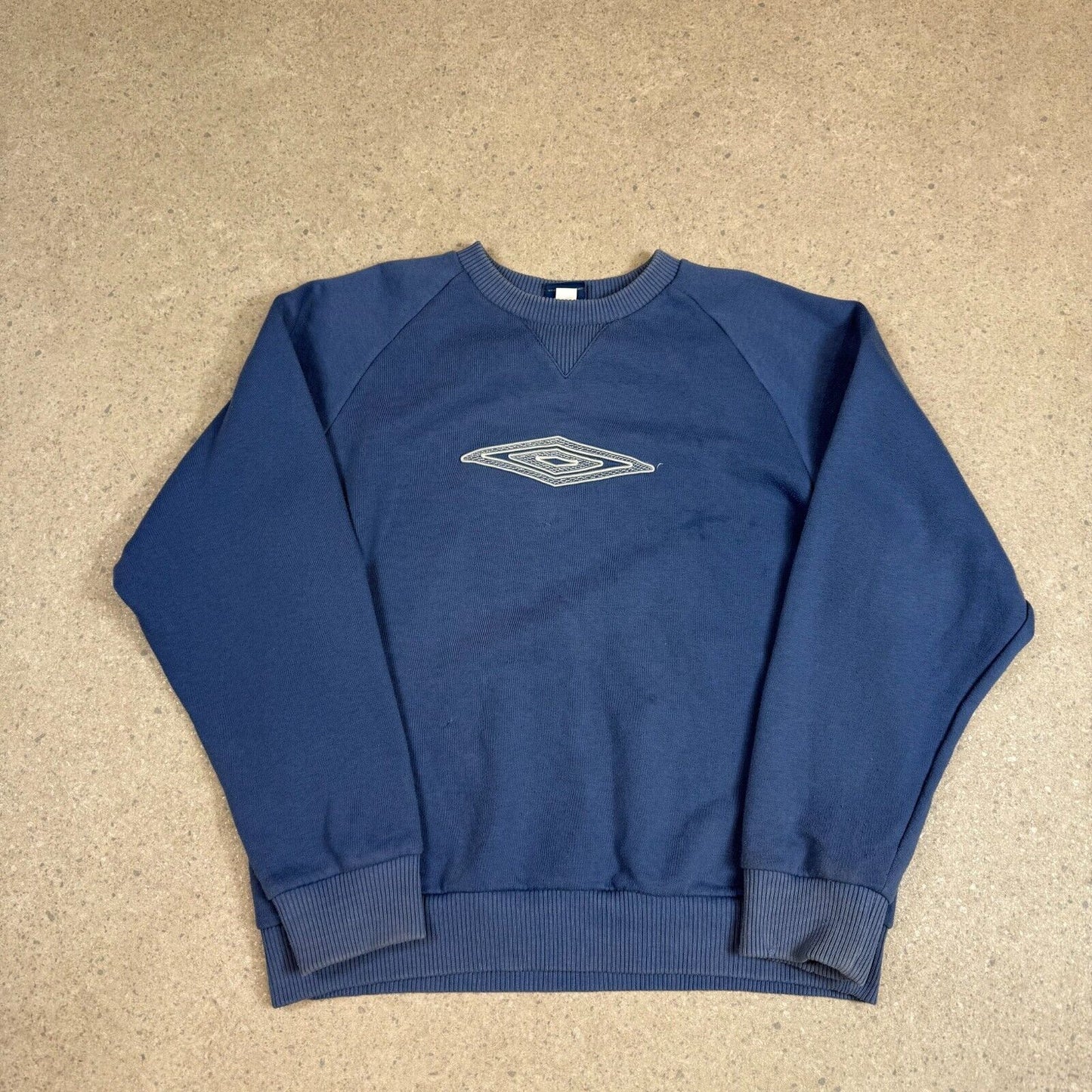 Umbro Sweatshirt Large Blue Colourway Y2K Long Sleeve