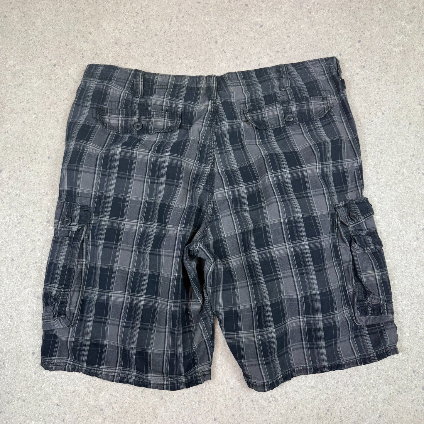 Lee Cargo Shorts 42” Black Check Relaxed Fit Pockets
