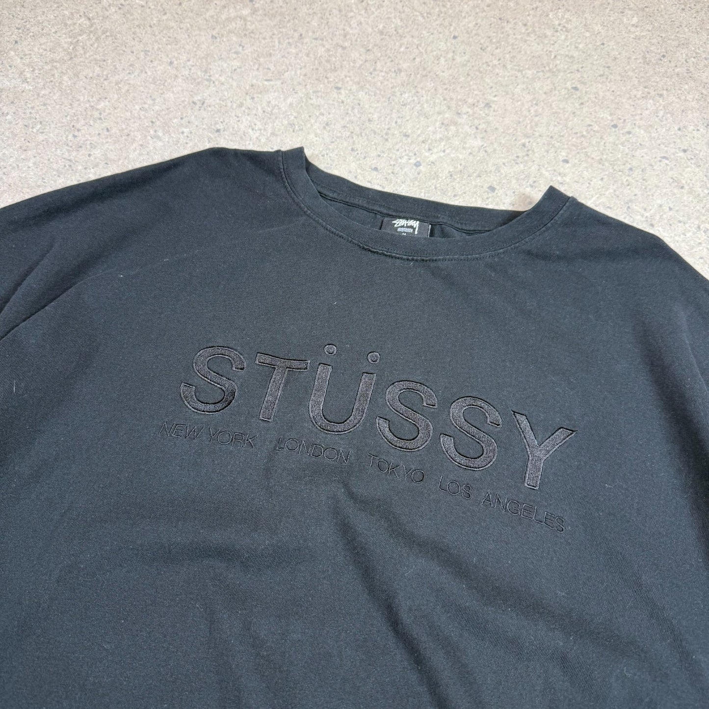 Stussy Australia Sweatshirt Women’s 14 Cropped Style Black Embroidered Logo