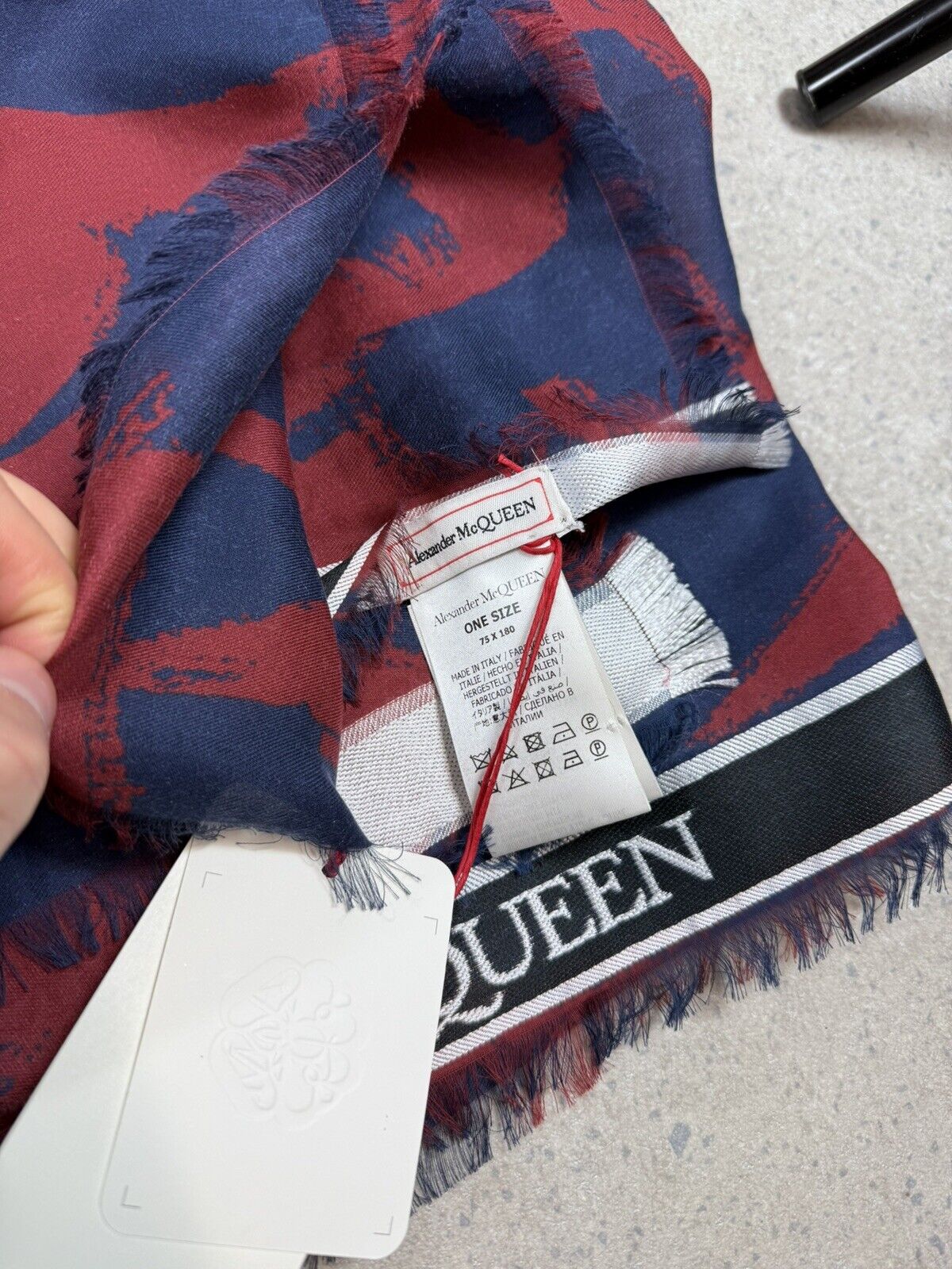 Alexander McQueen Graffiti bordered unisex scarf in blue and red BRAND NEW ✅