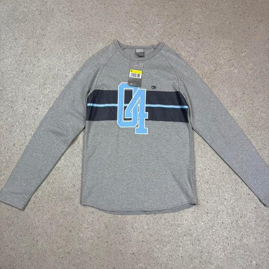 Nike long sleeve small