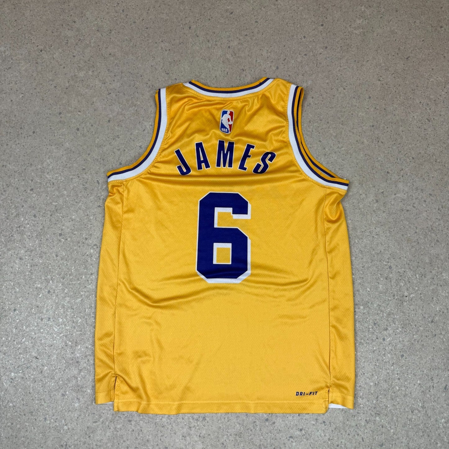 Nike LA Lakers NBA Jersey Small Yellow 6 James