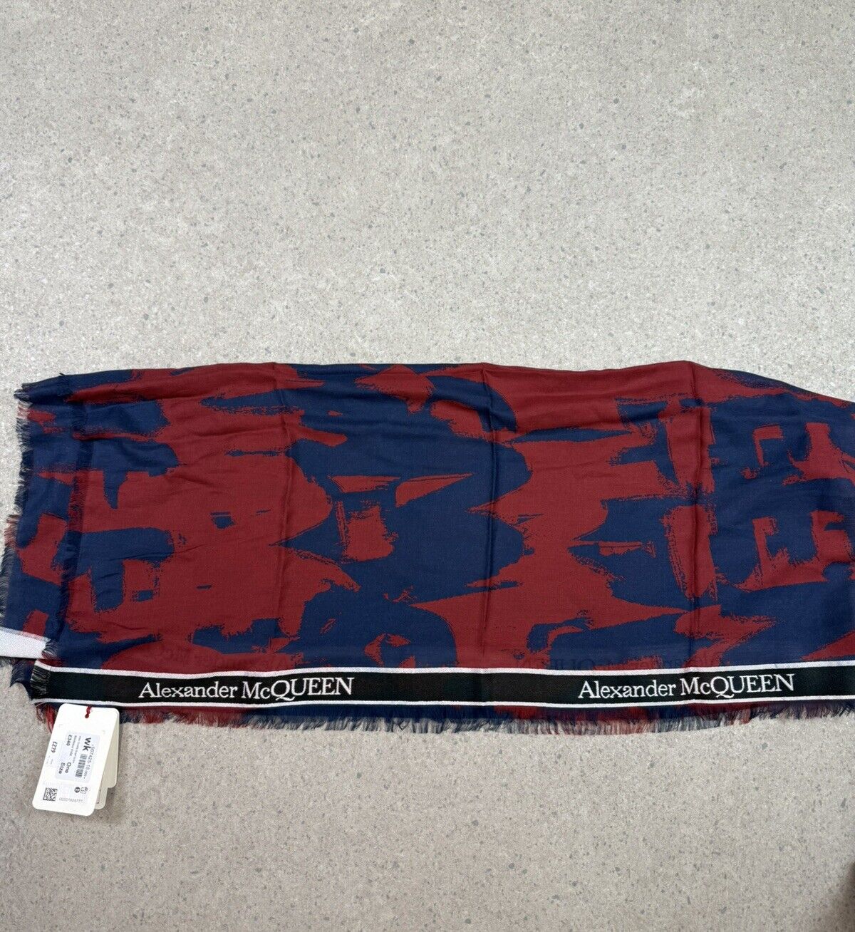 Alexander McQueen Graffiti bordered unisex scarf in blue and red BRAND NEW ✅