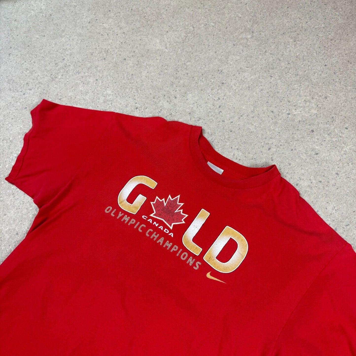 Nike Canada T Shirt XL Red Y2K Silver Tag Nike Vancouver Olympic Games 2010