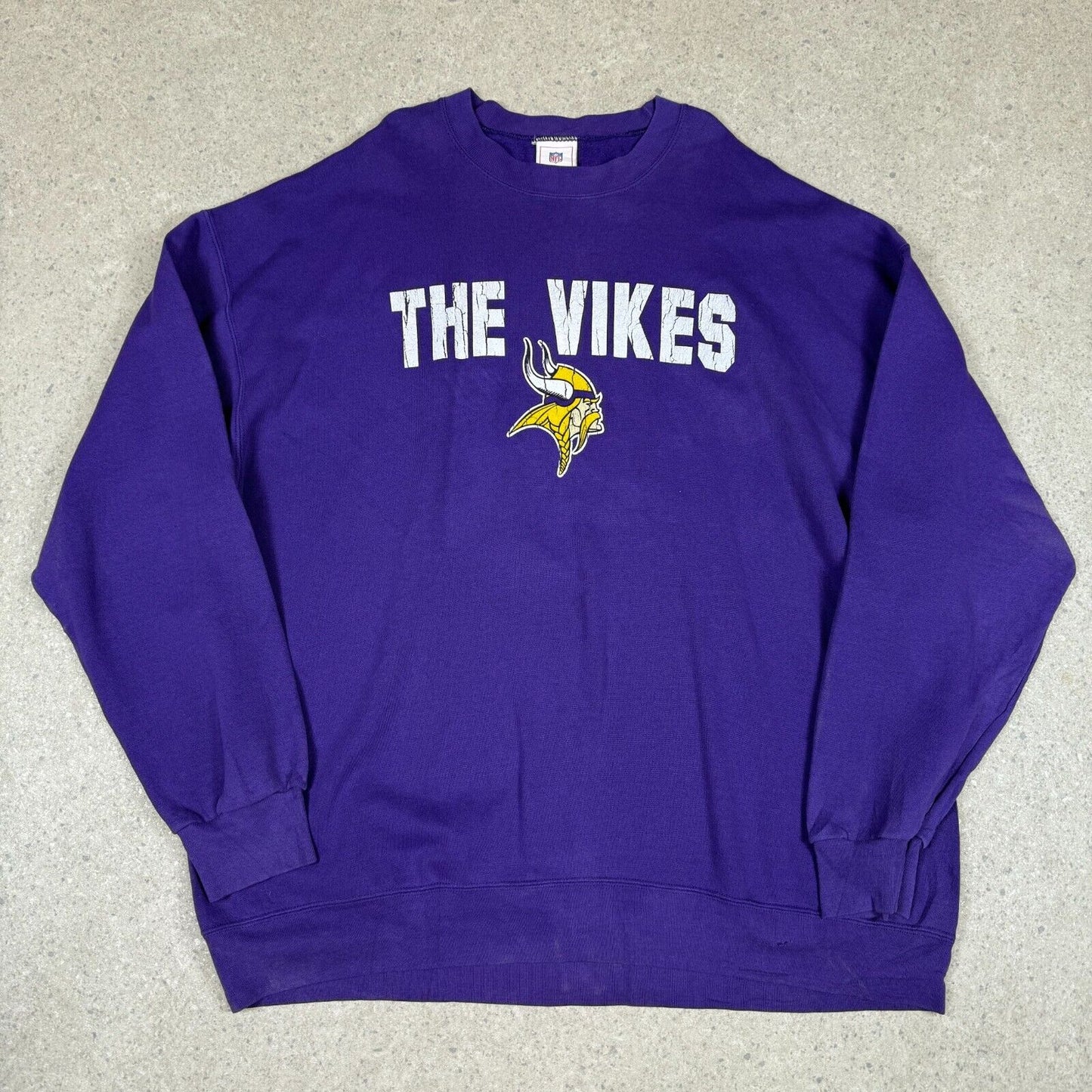 Vikings Sweatshirt XXL Purple Colourway Vintage NFL Relaxed Fit
