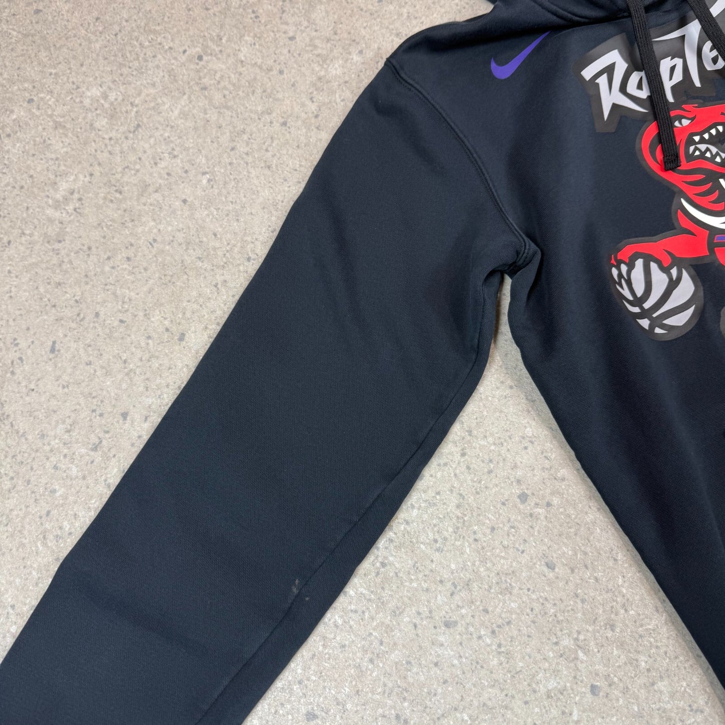 Nike Raptors NBA Hoodie Small Black Colourway Hooded Pocket