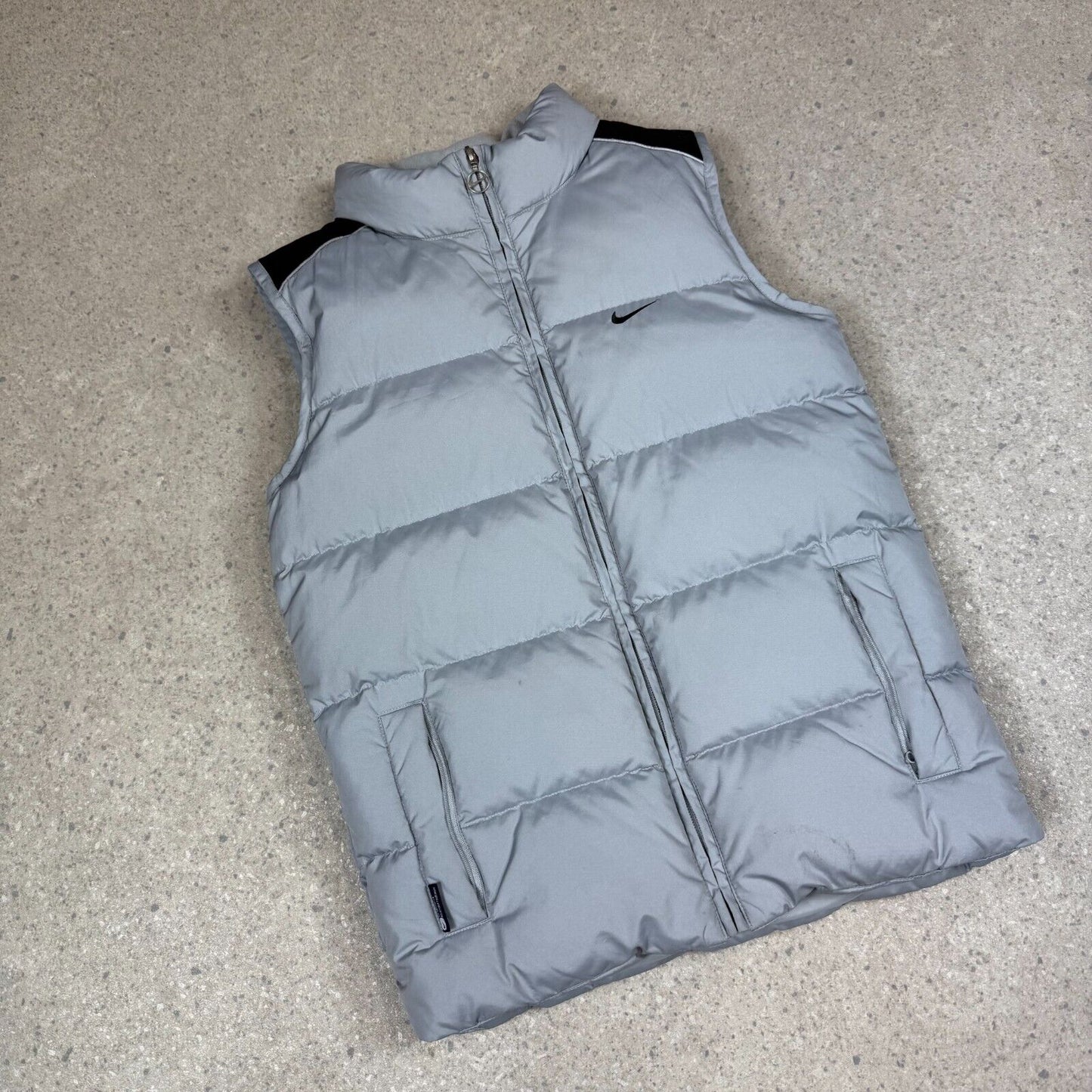 Nike Puffer Gillet Small Silver Black Y2K Embroidered Swoosh Zip Up