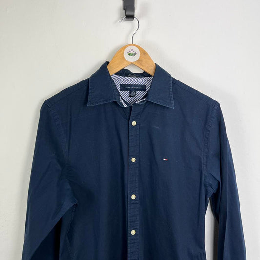 Tommy Hilfiger shirt small