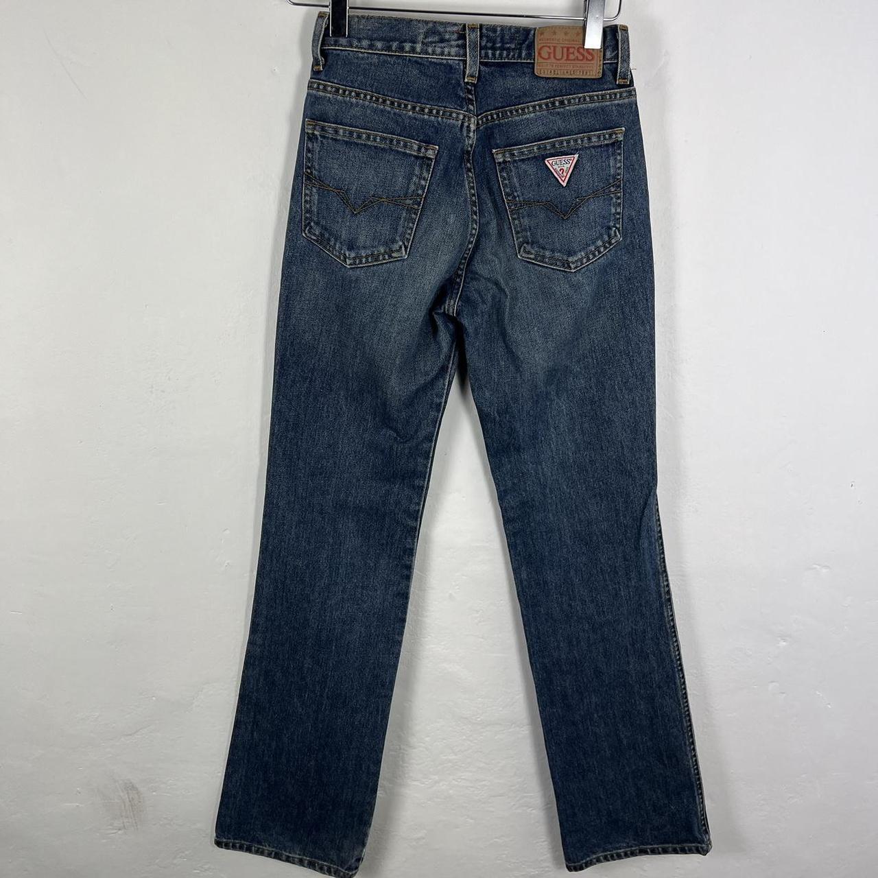 Guess denim blue jeans 25"