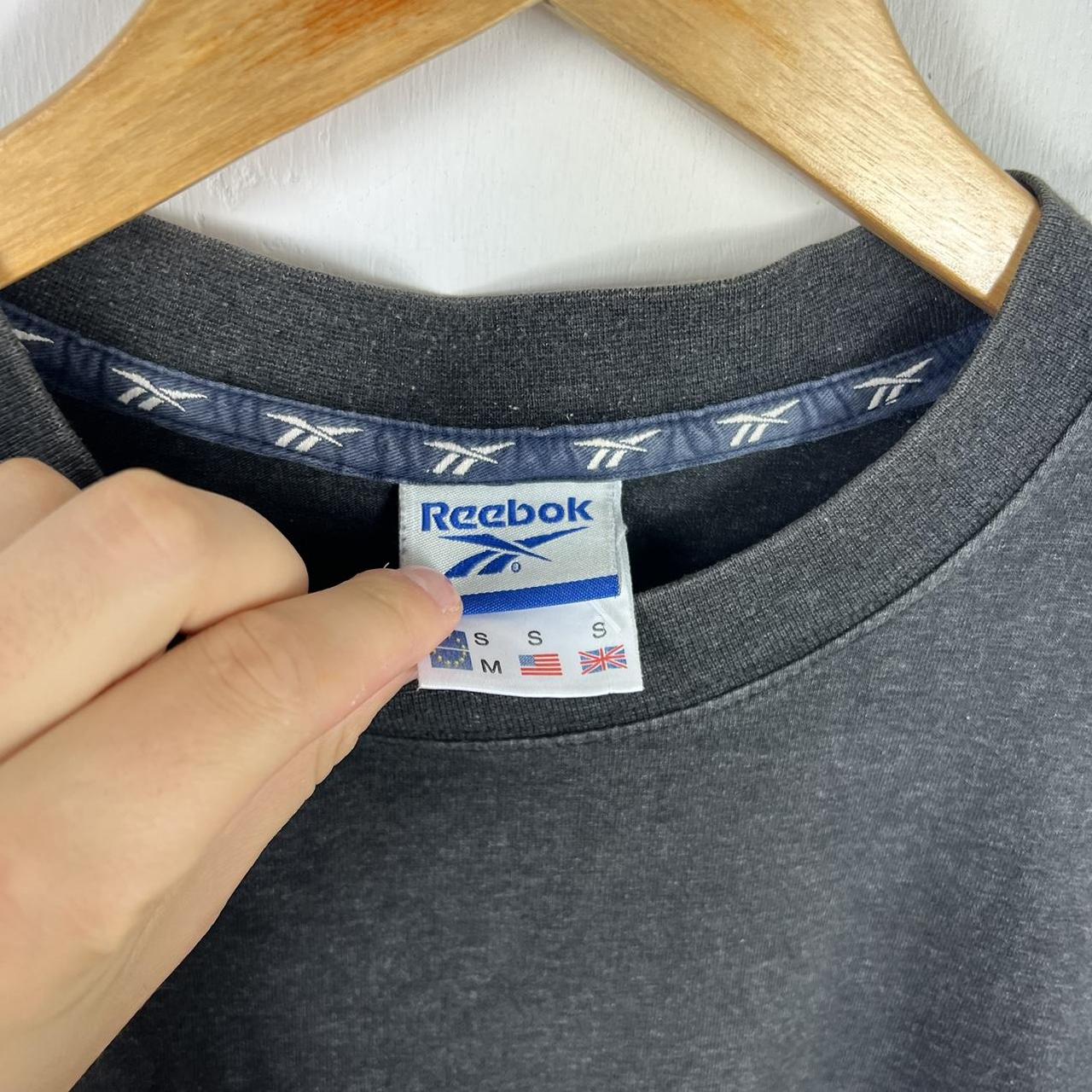 Reebok t shirt grey medium