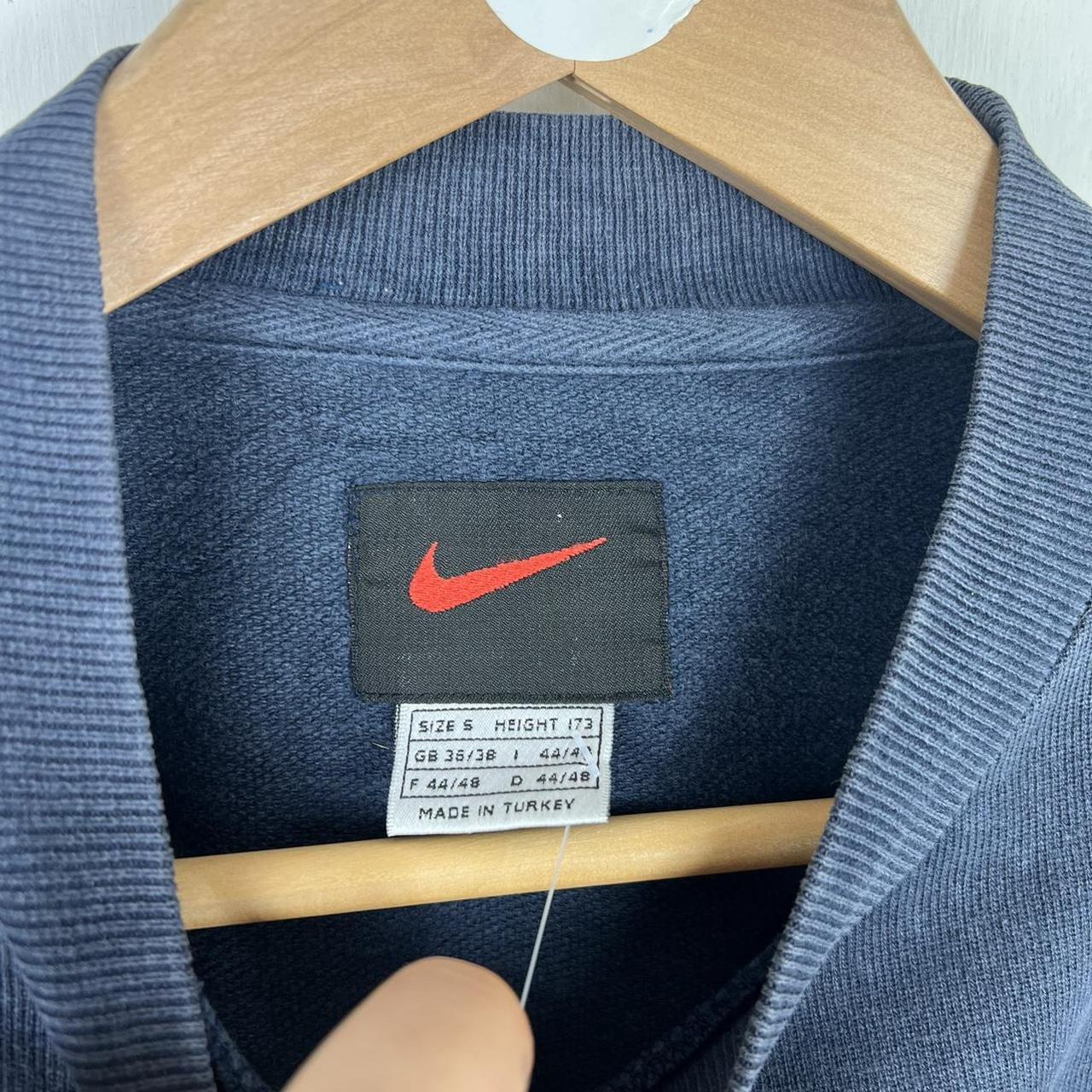 Nike sweatshirt medium