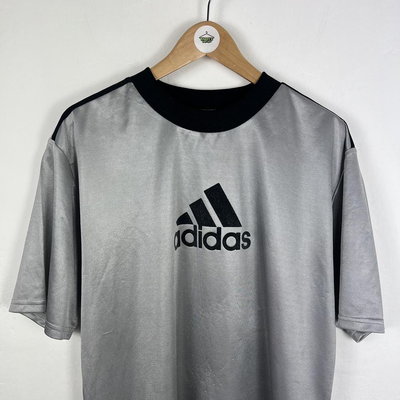 Adidas t shirt grey colourway XL