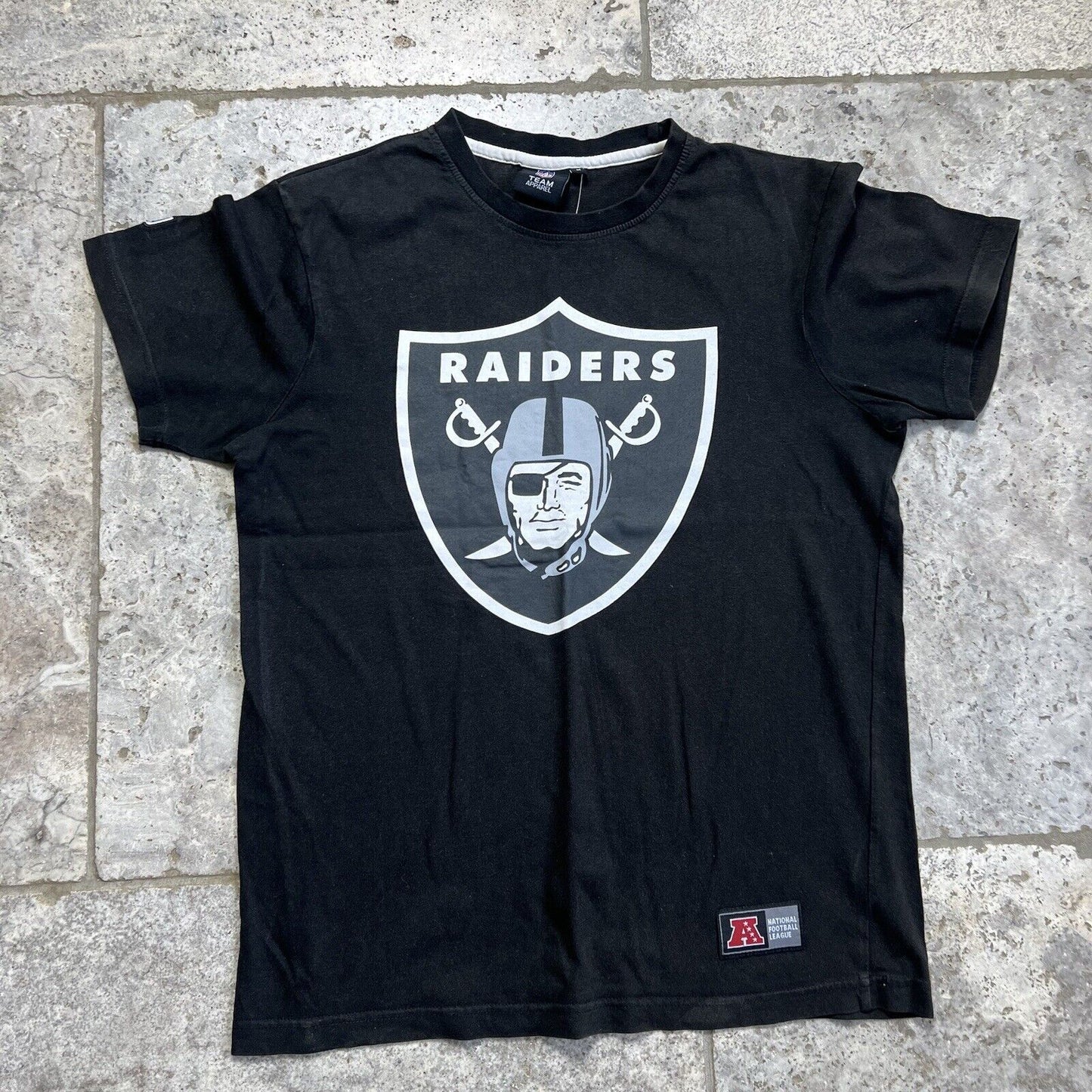 NFL Raiders T Shirt Men’s Medium