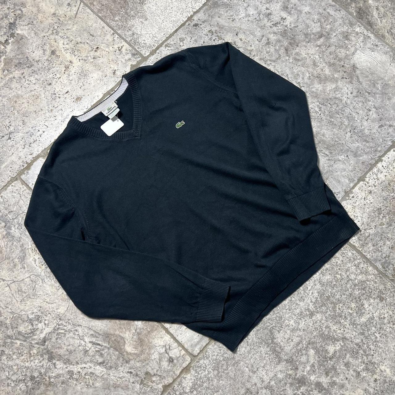 Lacoste v neck medium