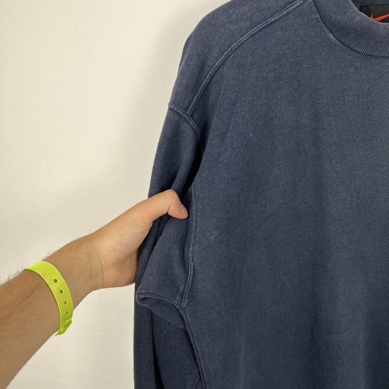 Nike sweatshirt medium