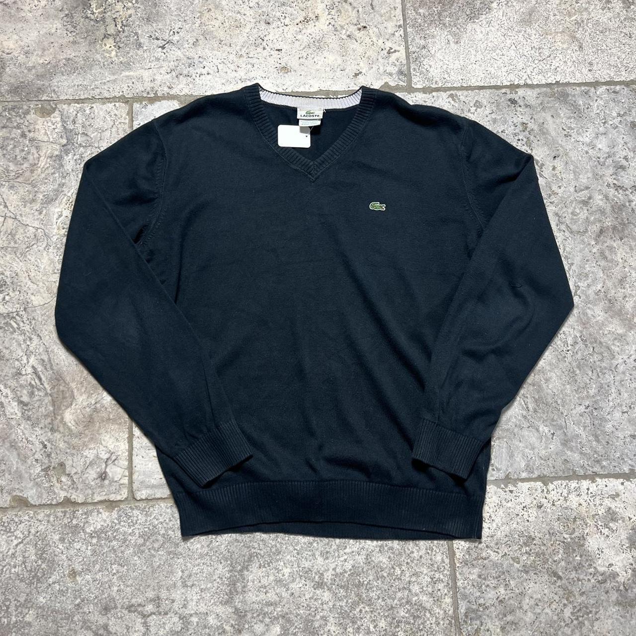 Lacoste v neck medium